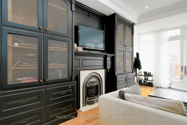 Additional image 12 of 44 Hazelton Ave