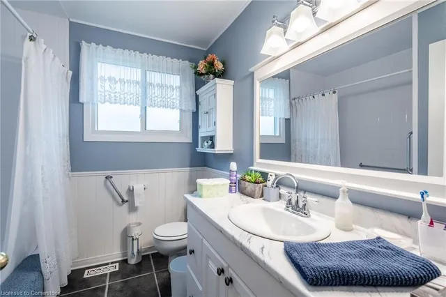 Additional image 22 of 611 Woodview Rd