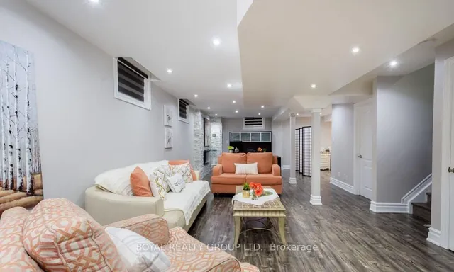 Additional image 29 of 118 Footbridge Cres