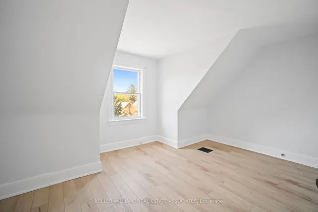 Additional image 31 of 80 Mavety St