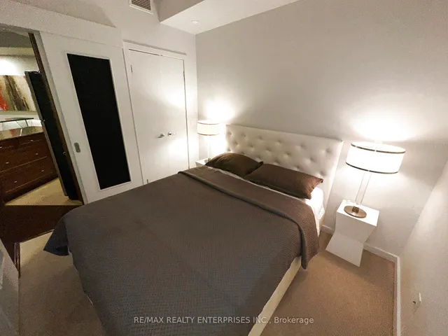 Additional image 13 of 8 York St Unit 2710