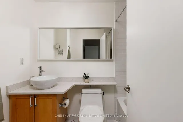 Additional image 26 of 901 Queen St Unit 228