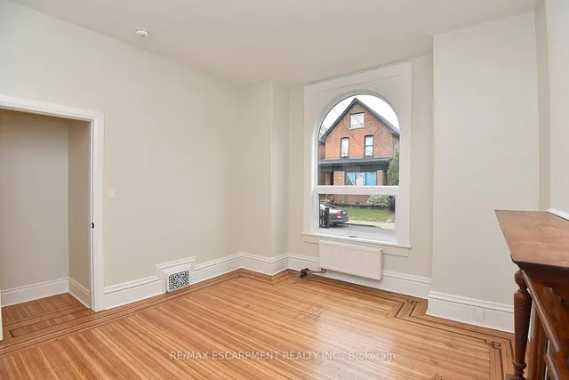 Additional image 14 of 66 Erie Ave