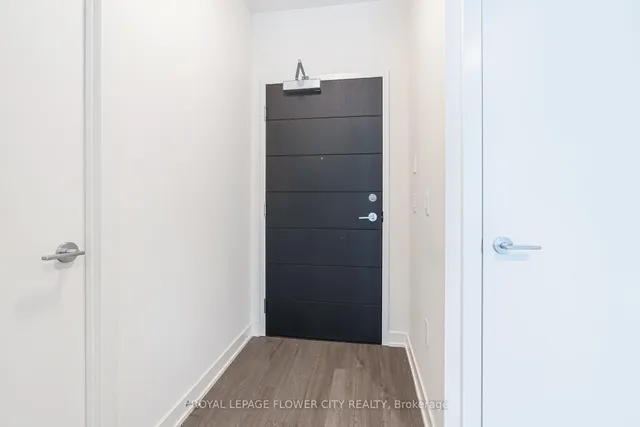 Additional image 44 of 212 King William St Unit 907