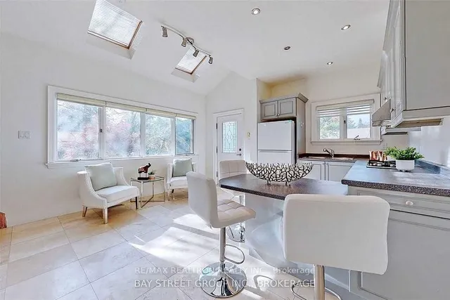 Additional image 14 of 83 Norton Ave