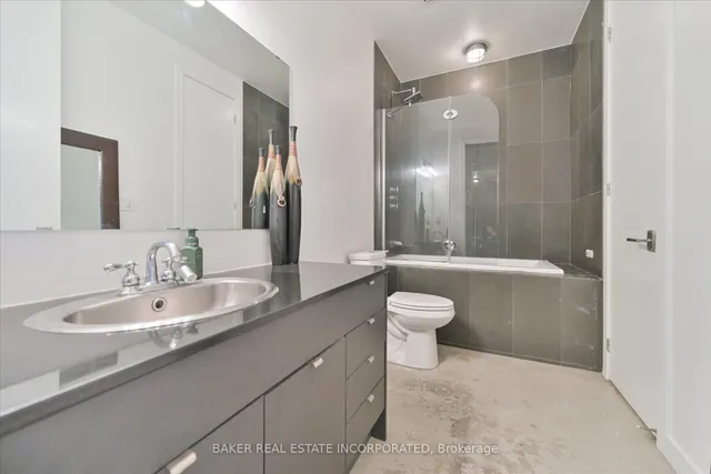 Additional image 17 of 23 Brant St Unit 601