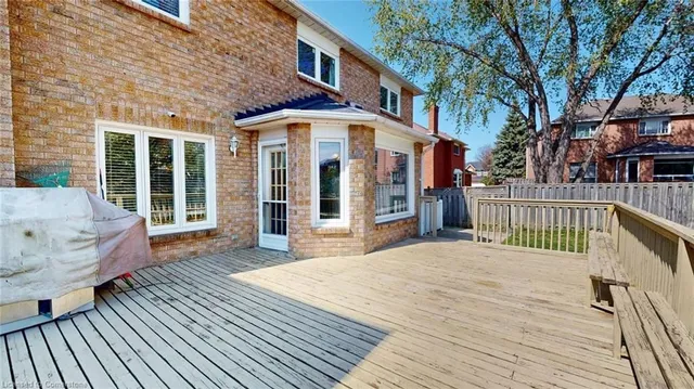 Additional image 39 of 438 Ojibway Trail