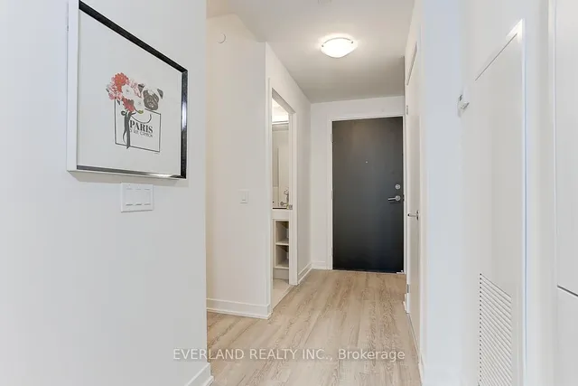 Additional image 16 of 250 Lawrence Ave Unit 413