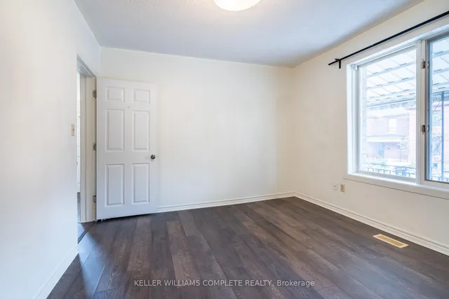 Additional image 23 of 149 Strathcona Ave