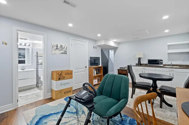 Additional image 31 of 1801 Creek Way