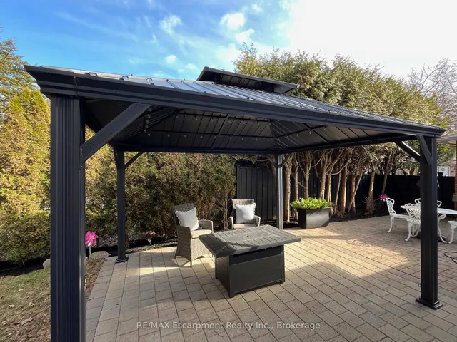 Additional image 6 of 2365 Devon Rd