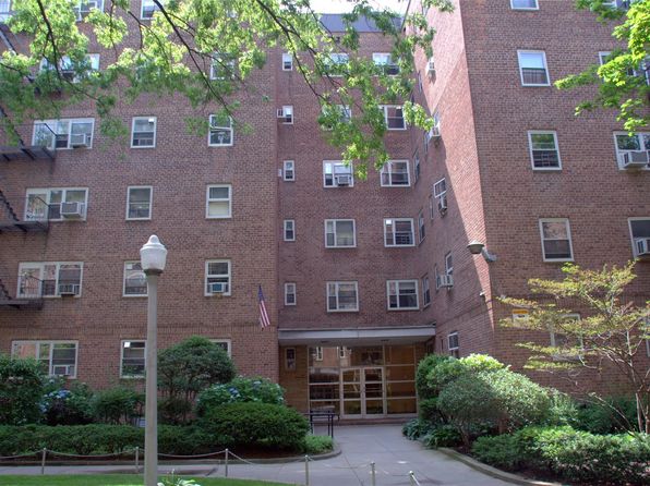 44-69 Kissena Boulevard #2P, Flushing, NY 11355