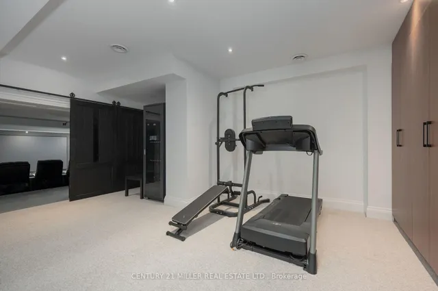 Additional image 33 of 302 Pinehurst Dr