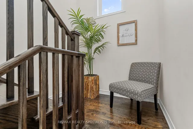 Additional image 23 of 975 Whitlock Ave Unit 23