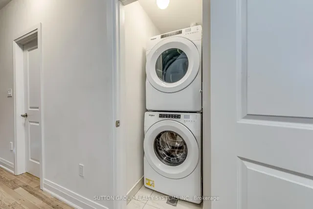 Additional image 21 of 1774A Lawrence Ave