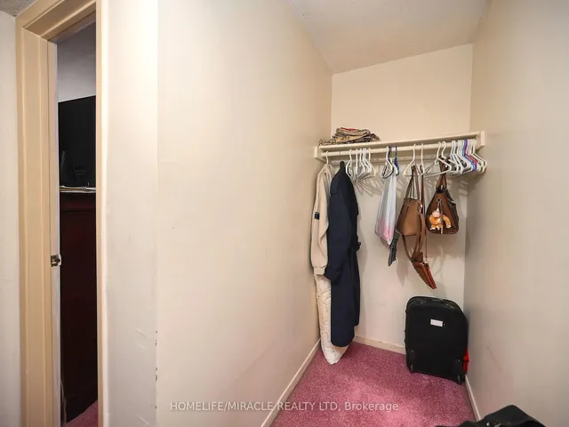 Additional image 26 of 120 Collins Cres Unit 119