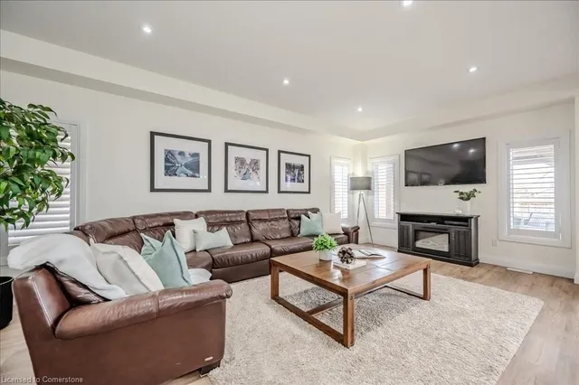 Additional image 7 of 504 Netherwood Cres