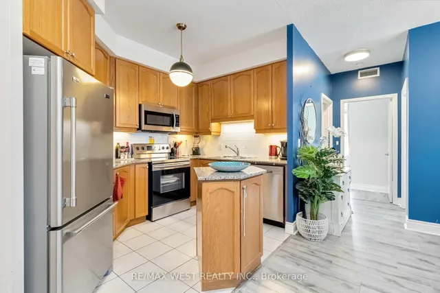 Additional image 22 of 80 Absolute Ave Unit 406