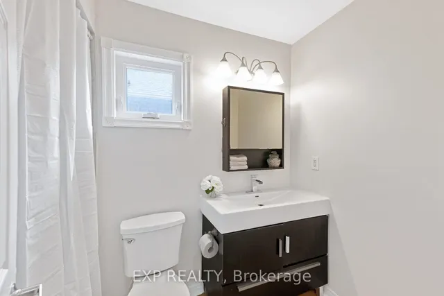 Additional image 17 of 19 Silkwood Cres