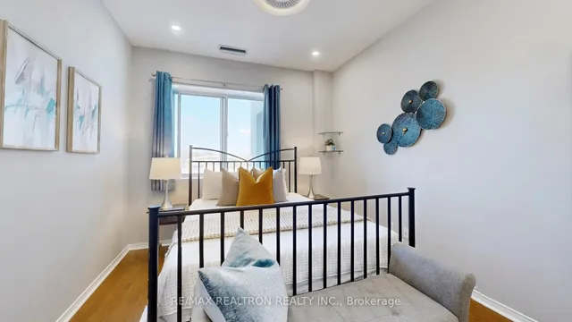 Additional image 14 of 600 Eglinton Ave Unit #202