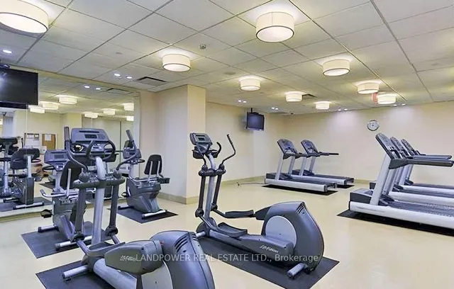 Additional image 19 of 70 Roehampton Ave Unit 1812