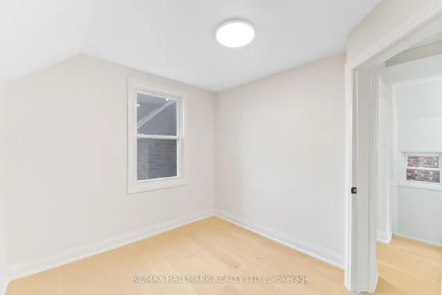 Additional image 29 of 50 Watson Ave