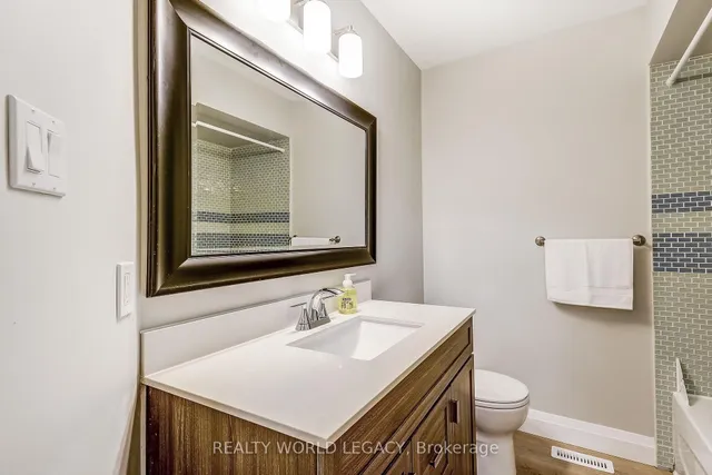 Additional image 3 of 2055 Walker's Line Unit 240