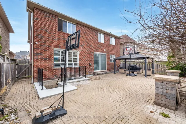 Additional image 49 of 1121 Meighen Way