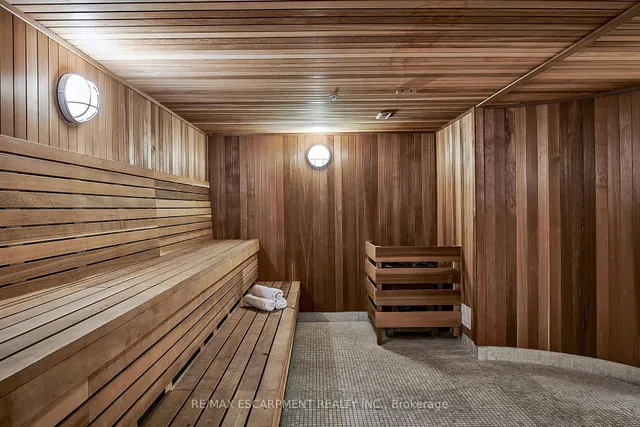 Additional image 50 of 955 BAY St Unit 1809