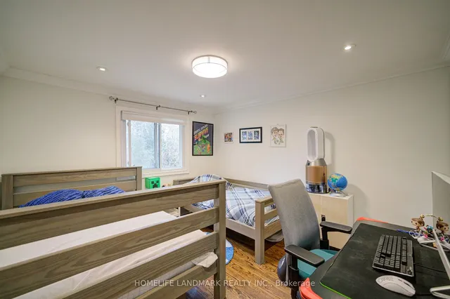 Additional image 23 of 2207 Elmhurst Ave