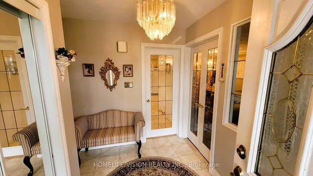 Additional image 2 of 341 Hullmar Dr