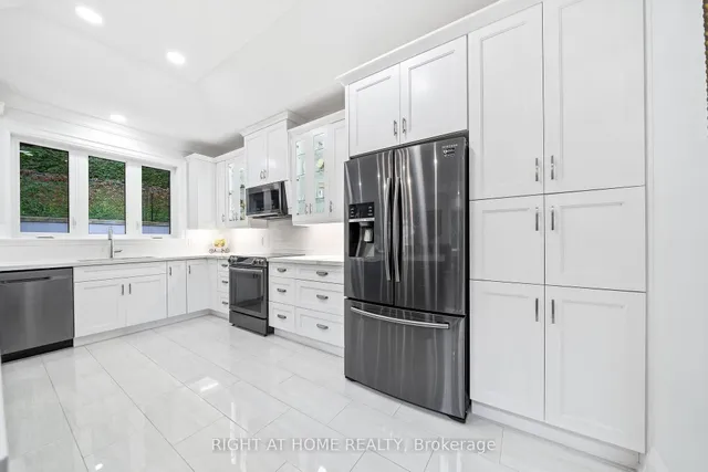 Additional image 23 of 403 Hess St