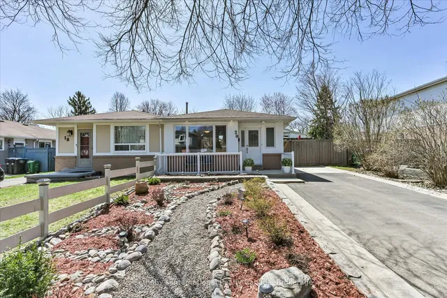 Additional image 3 of 20 Marblehead Cres