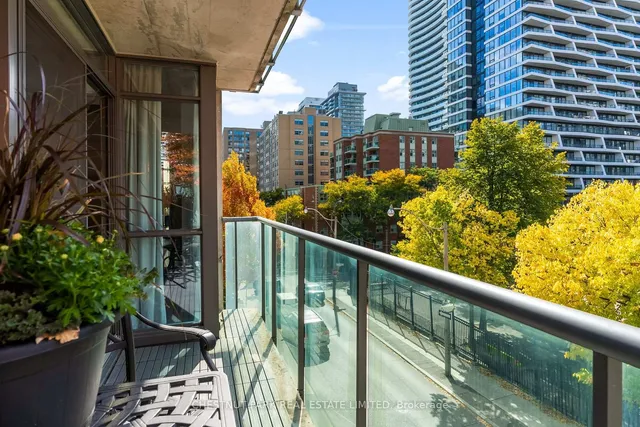 Additional image 26 of 285 Mutual St Unit 302