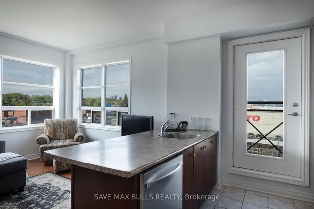 Additional image 11 of 1415 Lawrence Ave Unit 412