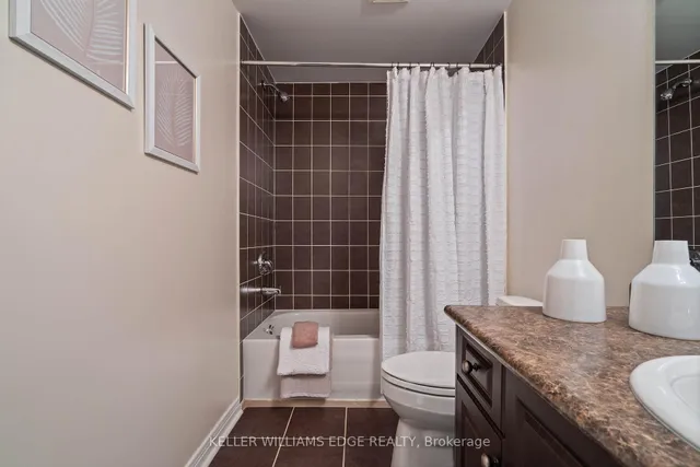 Additional image 35 of 2958 Singleton Common