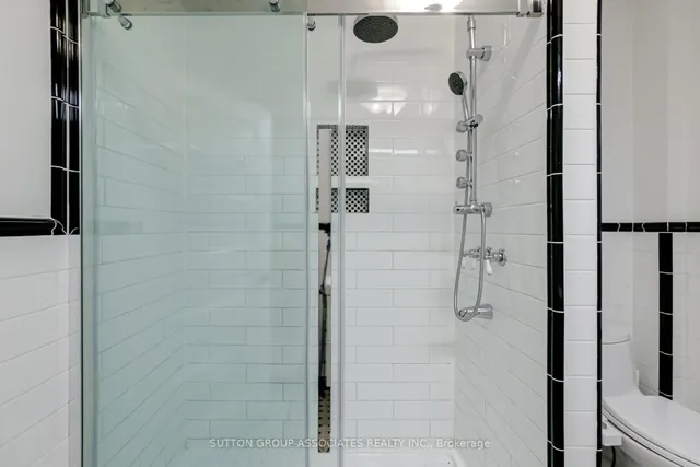 Additional image 31 of 10 Vermont Ave