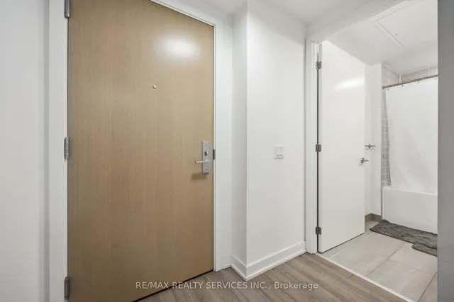 Additional image 8 of 357 King St Unit 604