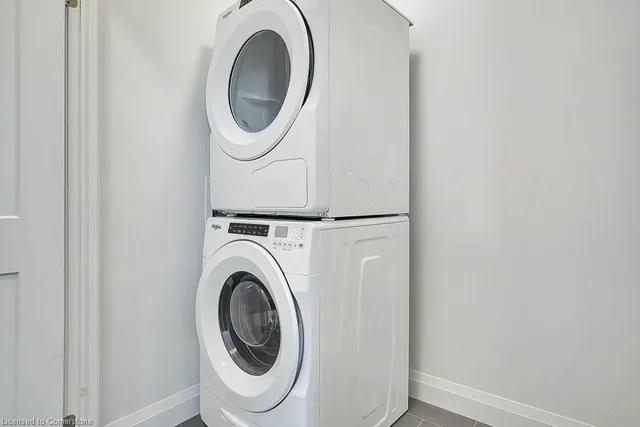 Additional image 34 of 399 Queen St Unit 101