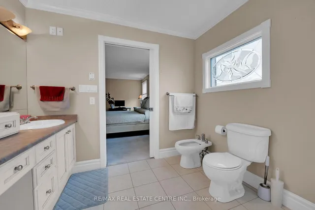 Additional image 26 of 29 Chipman Ave