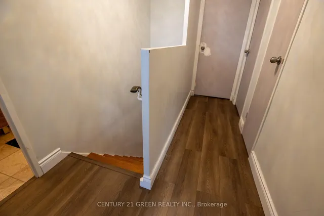 Additional image 28 of 366 The East Mall N/A Unit 322