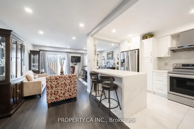 Additional image 33 of 64 Dawson Cres