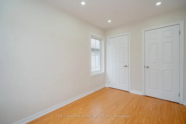 Additional image 24 of 48 Cedar Lake Cres