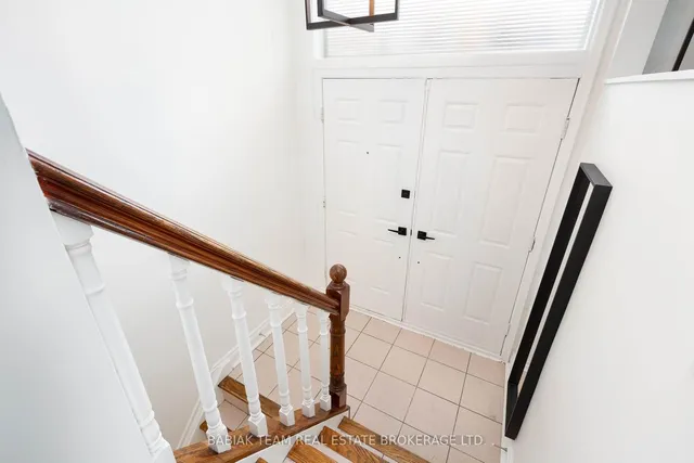 Additional image 24 of 62 Burr Ave