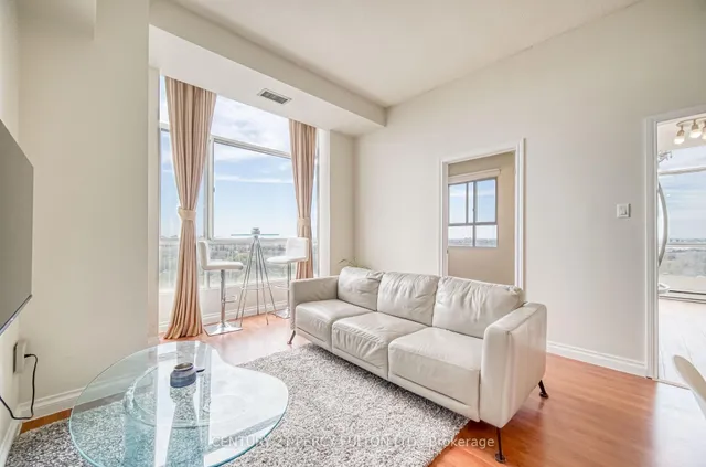 Additional image 17 of 3077 Weston Rd Unit 2009