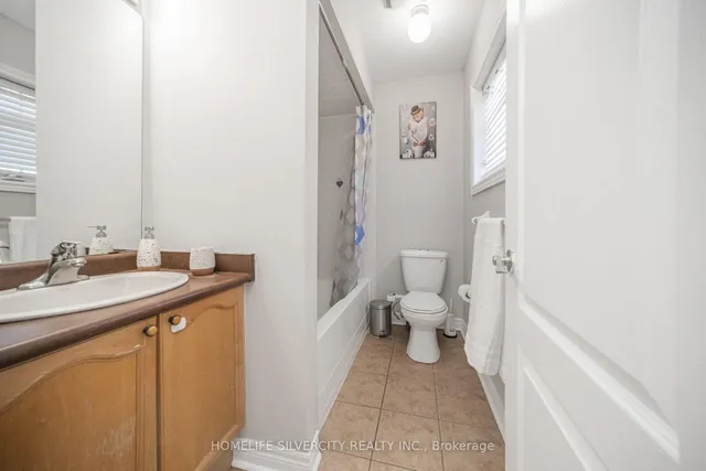 Additional image 32 of 6 Aria Lane