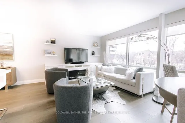 Additional image 11 of 1001 Bay St Unit 303