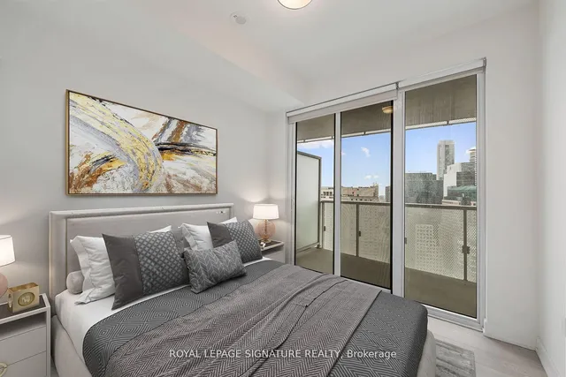 Additional image 30 of 15 Queens Quay Unit 3305