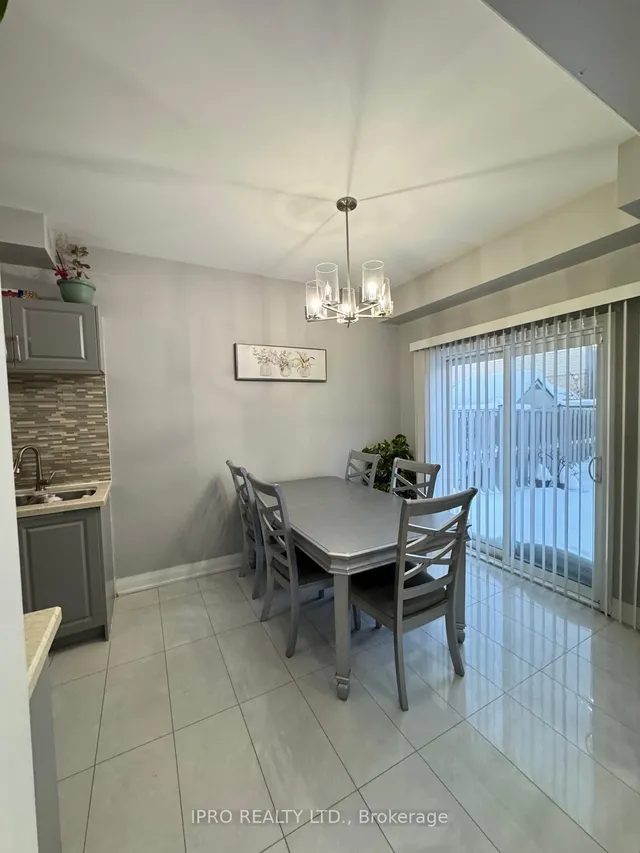 Additional image 33 of 734 Briar Cres