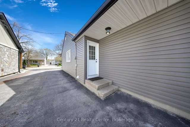 Additional image 37 of 9 Sunset Blvd